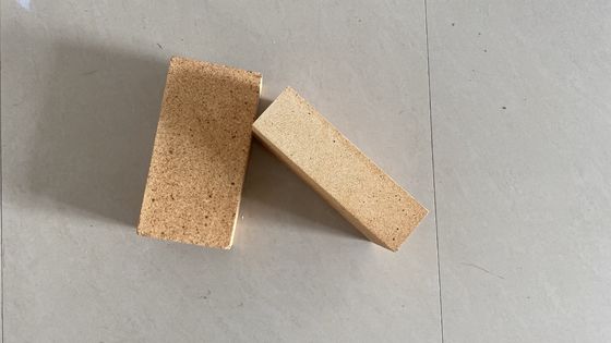 ピザ オーブンの専門の白のための処理し難いブロックの耐熱性煉瓦